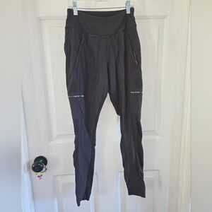 Athleta Headlands Hybrid High Rise Cargo Legging In Charcoal Size 0